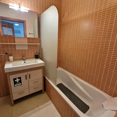 By The Sea - Ar Apartment *